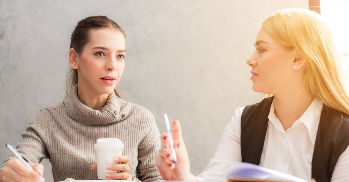découvrez l'art de la communication efficace : stratégies, techniques et outils pour améliorer vos échanges personnels et professionnels. apprenez à transmettre vos idées clairement et à établir des relations solides.