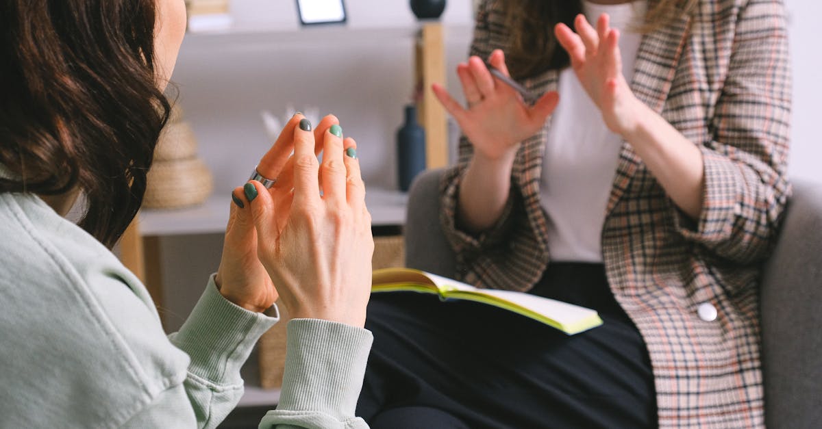 découvrez l'art du dialogue : un échange enrichissant d'idées et d'émotions. apprenez à communiquer efficacement, à écouter activement et à connecter avec votre interlocuteur pour des conversations plus profondes et significatives.
