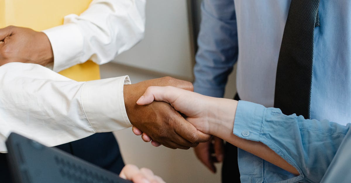 découvrez comment instaurer et renforcer la confiance dans vos relations personnelles et professionnelles. apprenez les clés pour bâtir des liens solides et durables fondés sur la confiance mutuelle.