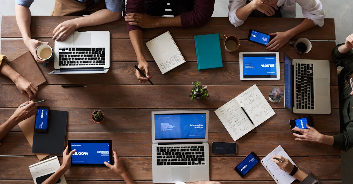 découvrez les clés d'une communication efficace : conseils, stratégies et astuces pour améliorer vos échanges personnels et professionnels, renforcer vos relations et transmettre vos messages avec impact.