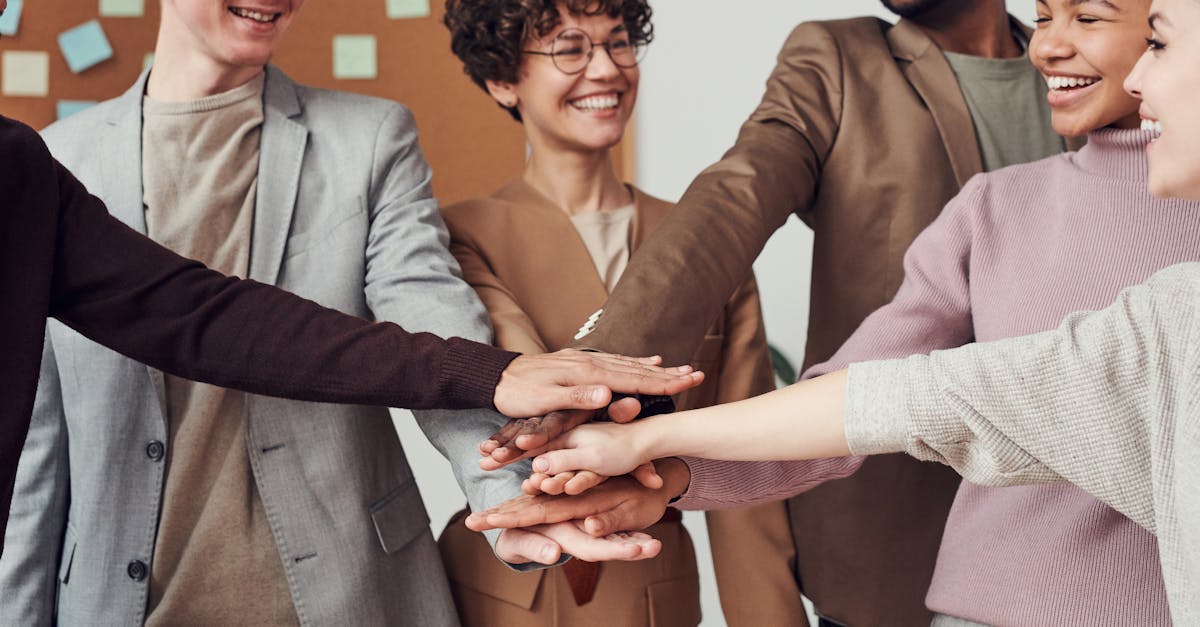 découvrez comment la diversité enrichit nos sociétés, favorise l'innovation et crée un environnement inclusif au travail comme dans la vie quotidienne. apprenez l'importance de la diversité et ses nombreux bénéfices.