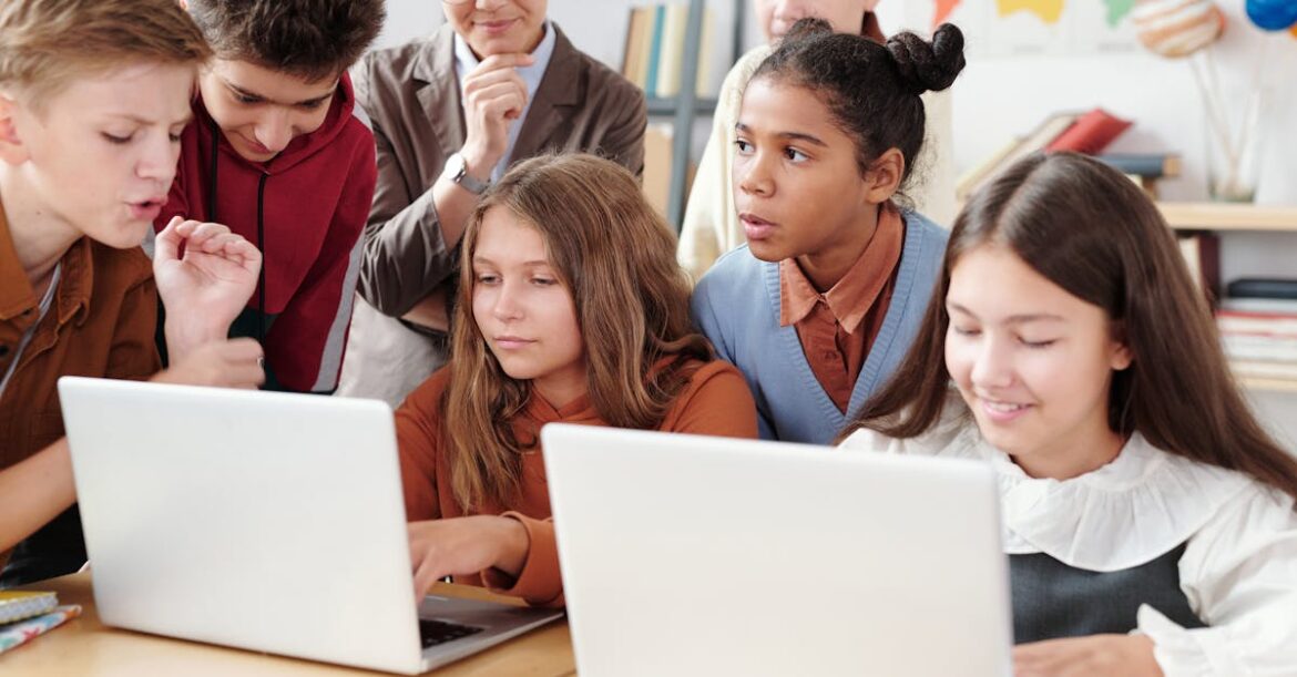 découvrez l'importance du partage des connaissances et comment il favorise l'innovation, l'apprentissage collaboratif et la création de réseaux professionnels. rejoignez une communauté engagée dans l'échange d'idées et d'expertise pour propulser votre croissance personnelle et professionnelle.